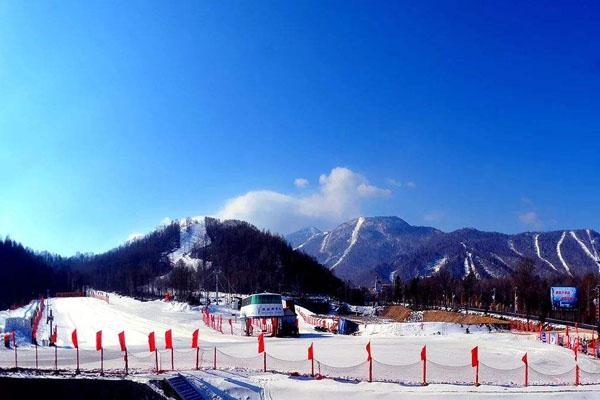 国内好玩的滑雪场都在哪里