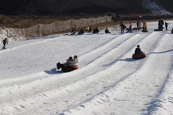 推荐几个太原滑雪场？地址都在哪