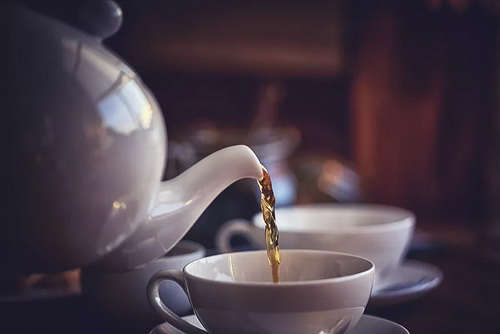 红茶夏天这么存放,崂山红茶保存时间